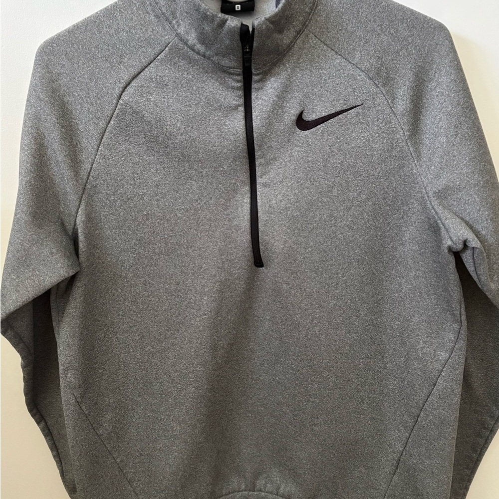 Nike Dri-FIT 1/4 Zip Sweatshirt – Size Small